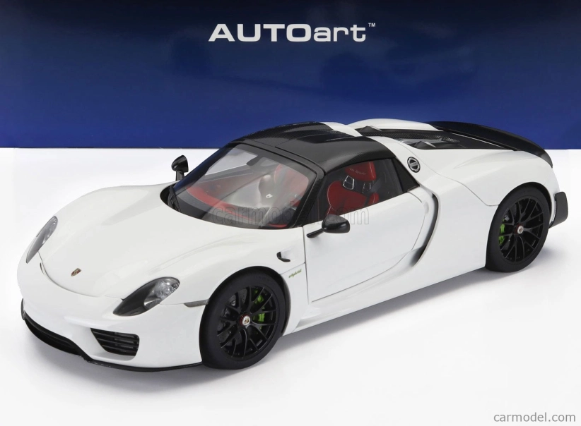 Autoart Porsche 918 Spyder Weissach Package 2013 1:18 Biela