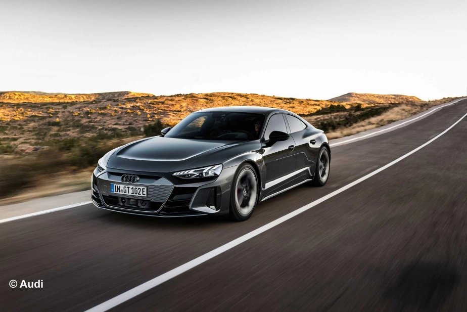 Autíčko REVELL 24668 - Audi e-tron GT