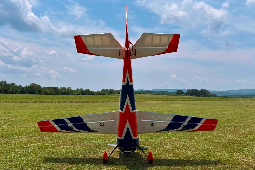 104" Extra 260 - Oranžová/Modrá 2,64m