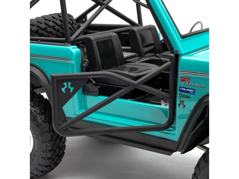 Axial SCX10 III Early Ford Bronco 4WD 1:10 bílý
