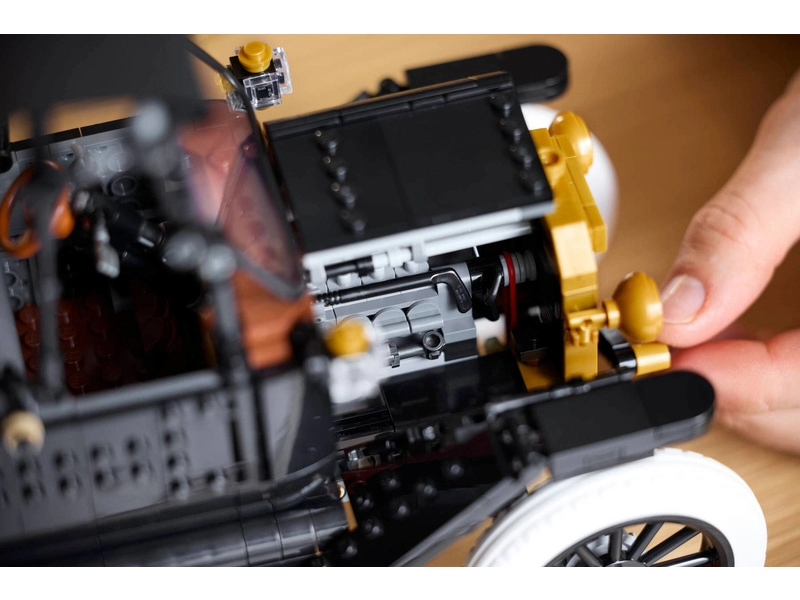 LEGO Icons - Ford Model T