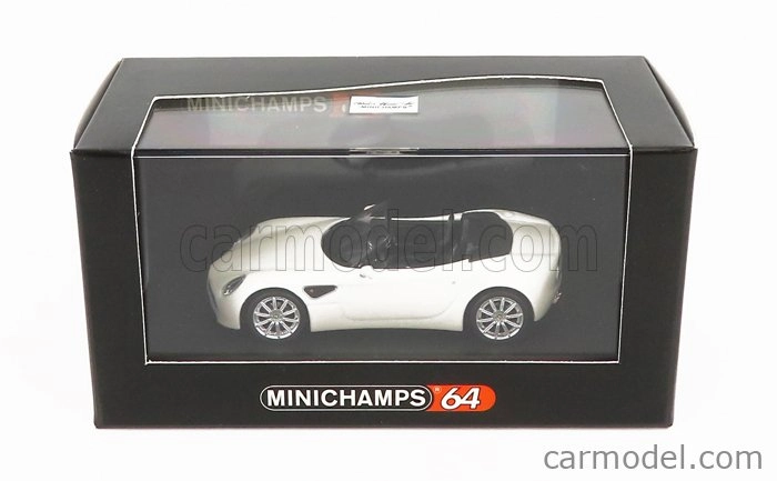Minichamps Alfa romeo 8c Competizione Spider 2008 1:64 Bílá