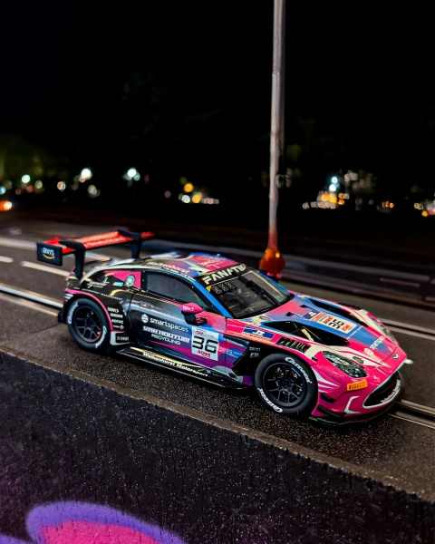 Carrera D132 - 32071 Aston Martin Vantage AMR | RCprofi.sk