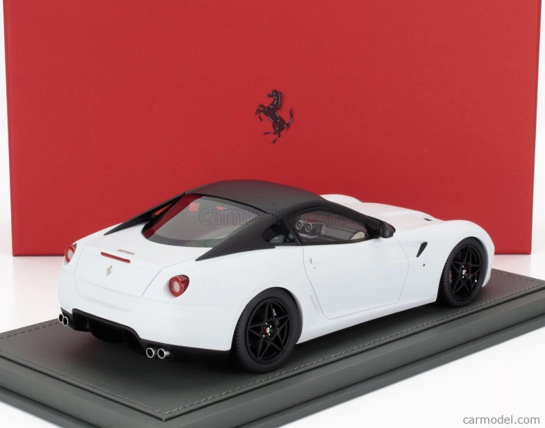 Bbr-models Ferrari 599 Gtb Fiorano 2007 - F1 Gear Box - Cambio F1 - Con Vetrina - With Showcase 1:18 Bianco Opaco - Matná Bílá Černá