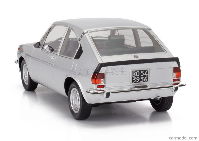 Mitica-r Alfa romeo Alfasud Ti 1-series 1973 1:18 Silver