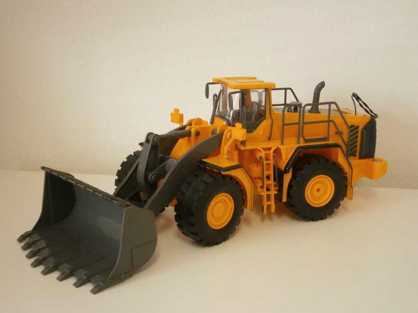 RC bager ENGINEERING TRUCK