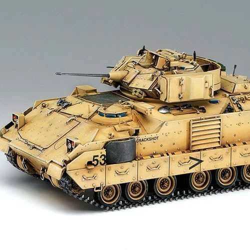 Academy M2A2 Bradly OIF (1:35)