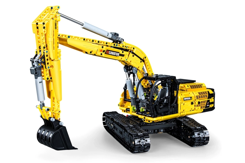 RC bager – stavebnica z kociek