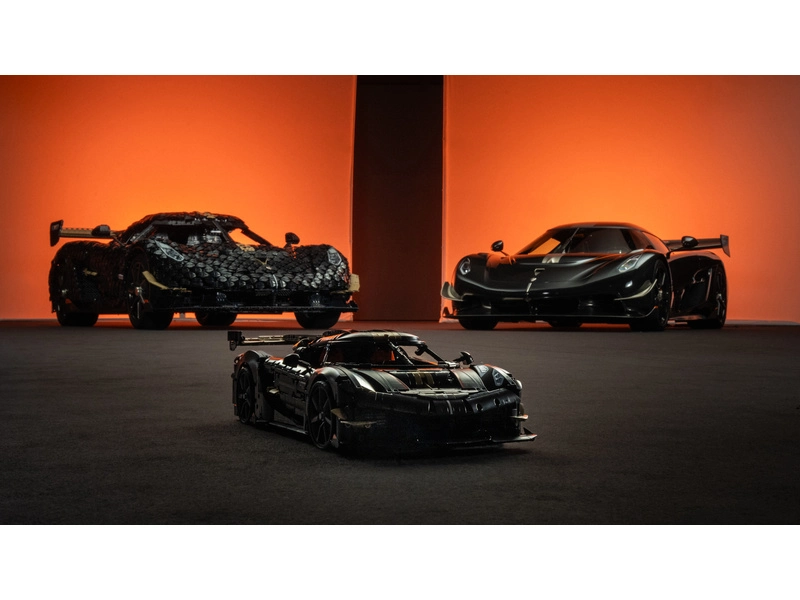 LEGO Technic – Megacar Koenigsegg Sadair's Spear