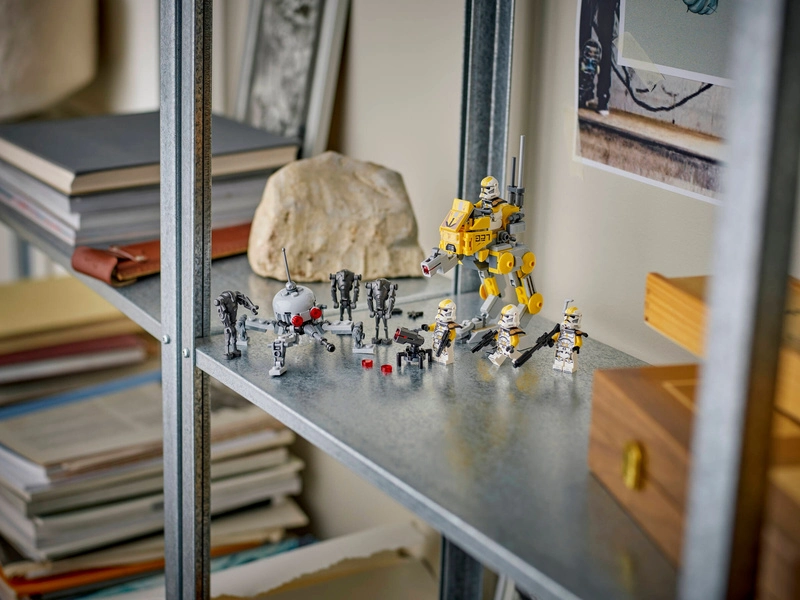 LEGO Star Wars - Bojový balíček klonových vojakov z 327. hviezdneho zboru