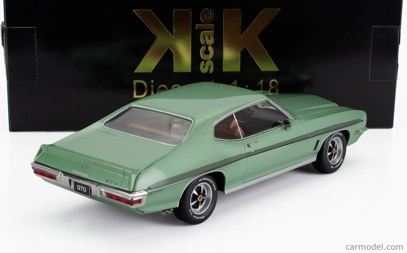 Pontiac Le Mans Gto 1972 v mierke 1:18, svetlozelená farba