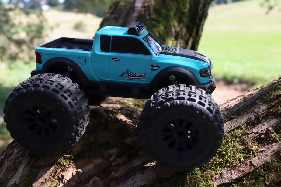RC obojživelné auto Valiant, modrá + náhradní baterie