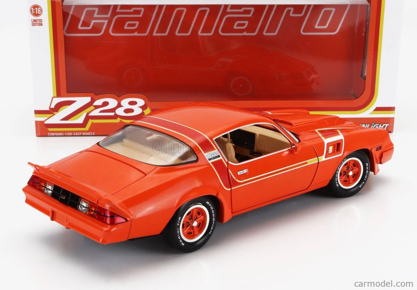 Greenlight Chevrolet Camaro Z/28 Hugger Coupe 1980 1:18 Orange
