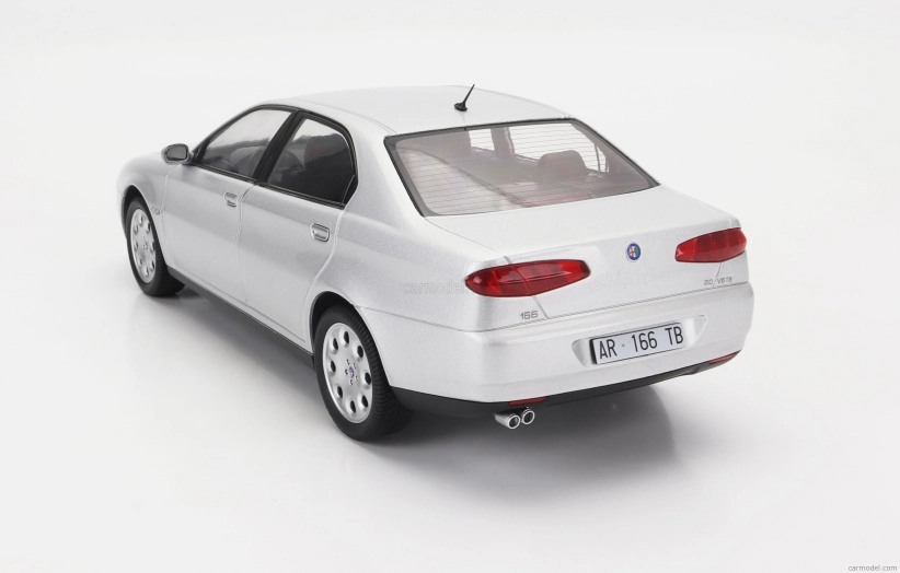 Mitica-diecast Alfa romeo 166 2.0 V6 Tb 1998 – Black Interior 1:18 Silver