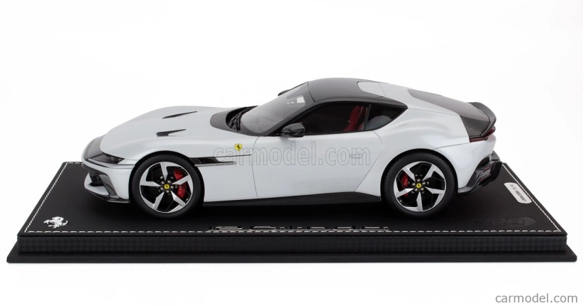 Bbr-models Ferrari 12cilindri Coupe V12 830cv 2024 - Con Vetrina - With Showcase 1:18 Bianco Artico - Bílá Met