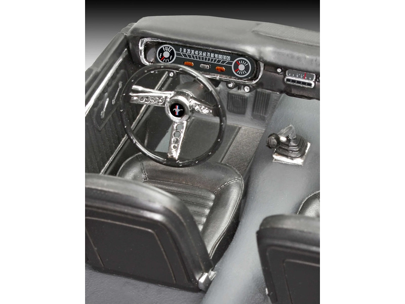 Revell Ford Mustang 1965 2+2 Fastback (1:24)