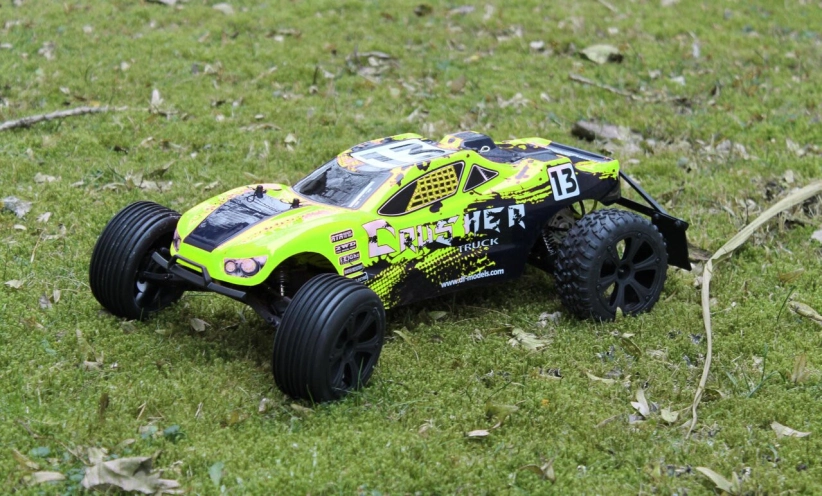 RC auto Crusher Race Truck V2