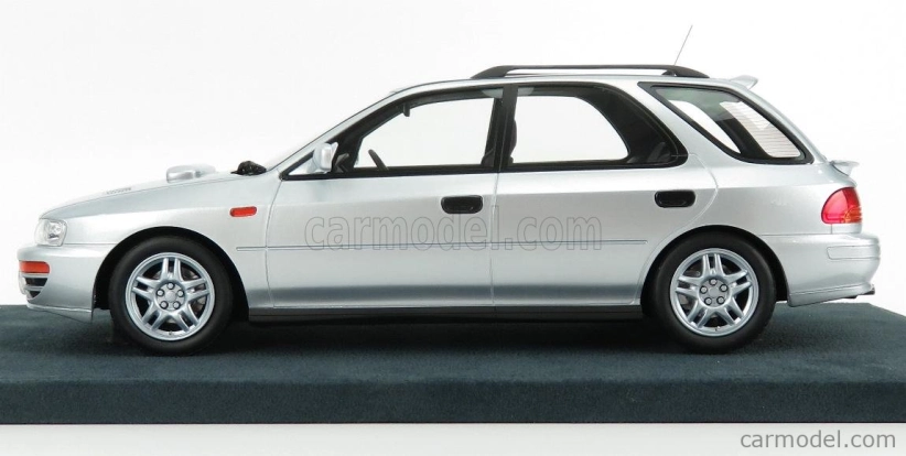 Subaru Impreza Wrx Sport Wagon (gf8) 1994 1:18 Strieborná