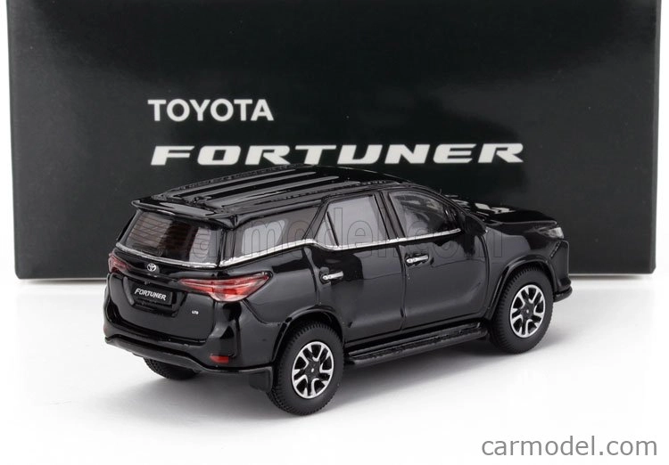 Paragon-models Toyota Fortuner Rhd 2024 1:64 čierna