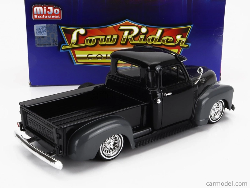 Welly Chevrolet 3100 Pick-up Low Rider 1953 1:24 čierno-sivý