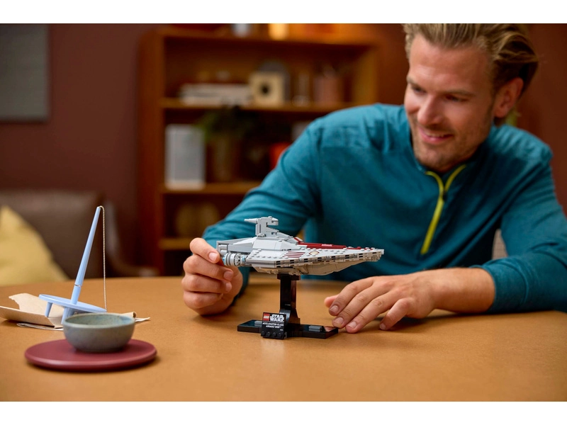 LEGO Star Wars – Útočná loď triedy Acclamator™