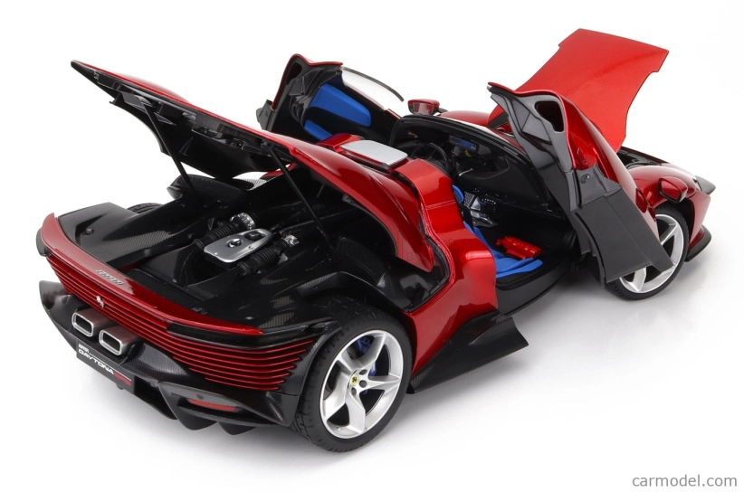 Bburago Ferrari Daytona Sp3 Spider Open Roof 2022 1:18 Rosso Magma – matná červená