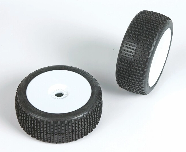 FREERIDE (soft zmes) Off-Road 1: 8 Buggy gumy nalep. na bielych disk. (2ks.)