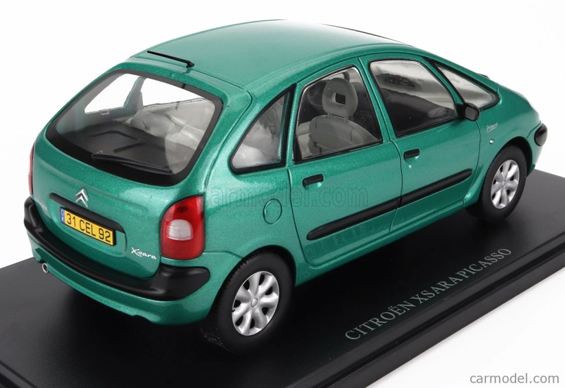 Edicola Citroen Xsara Picasso 2003 1:24 Zelená