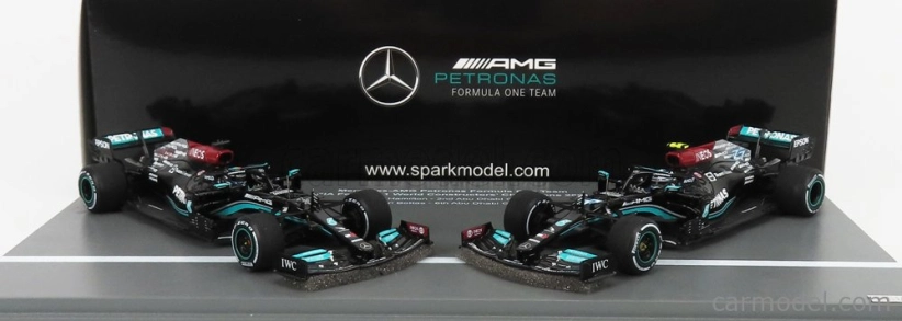 Spark-model Mercedes gp Set F1  2x W12 Mercedes M12 Eq Power+ Team Amg Petronas Motorsport Formula One N 44  + N 77 Abu Dhabi Gp 2021 Lewis Hamilton - Valtteri Bottas - 8 Times World Champion Constructeur 1:43 Černá Zelená