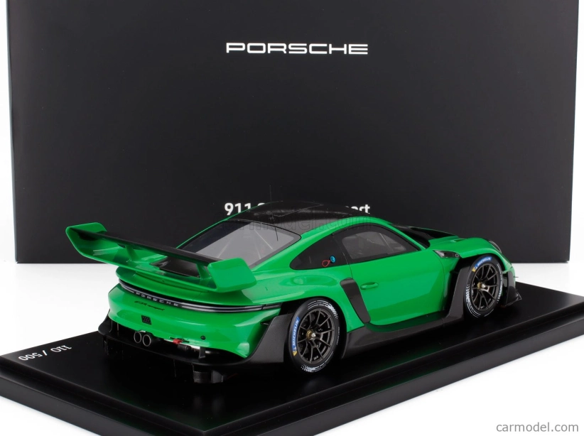 Spark-model Porsche 911 992 Gt3 R N 0 Racing Coupe 2023 - Con Vetrina - S vitrínou 1:18 zelená čierna