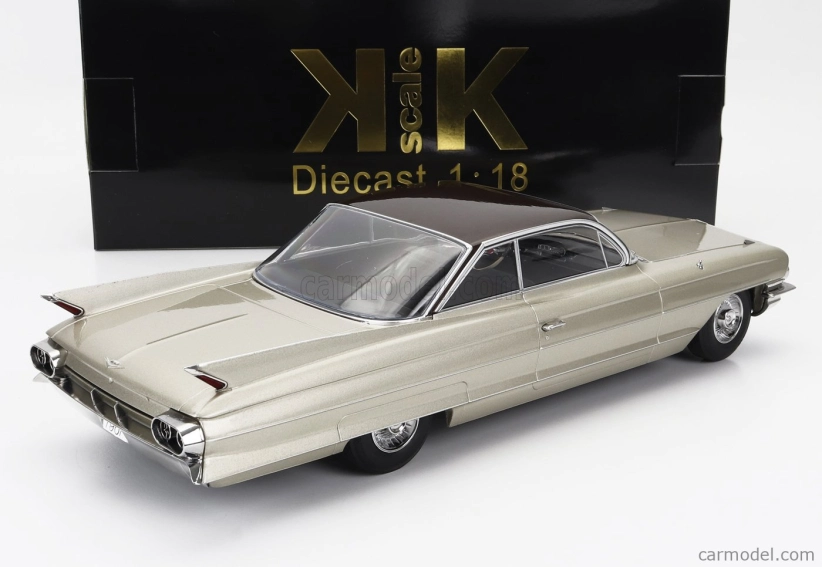 Cadillac Series 62 Coupe Deville 1961 v mierke 1:18, béžovo hnedý