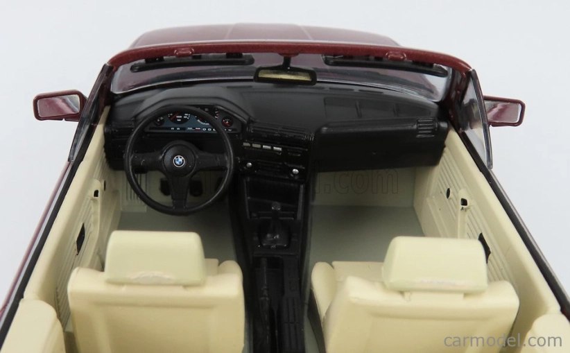 Mcg BMW radu 3 325i (e30) Cabriolet 1989 1:18 Červená