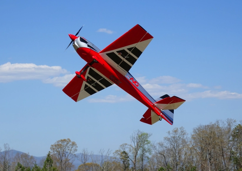 RC letadlo 60" Extra NG 1,52m, červená/stříbrná