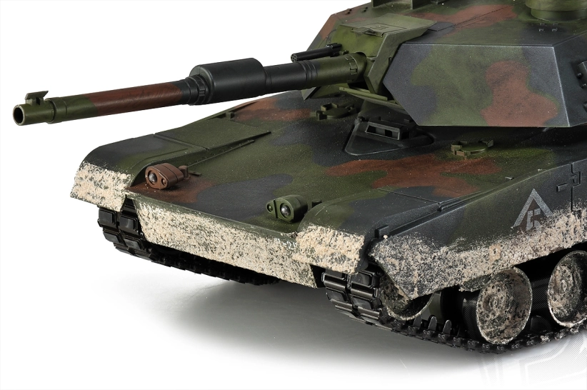 RC tank M1A1 Abrams 1:16, patinovaný