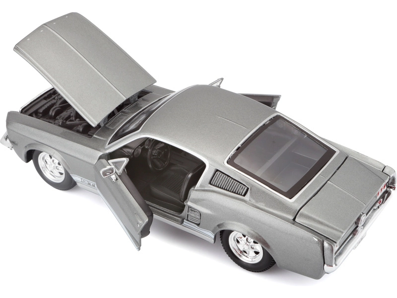 Maisto Ford Mustang GT 1967 1:24 šedá metalíza