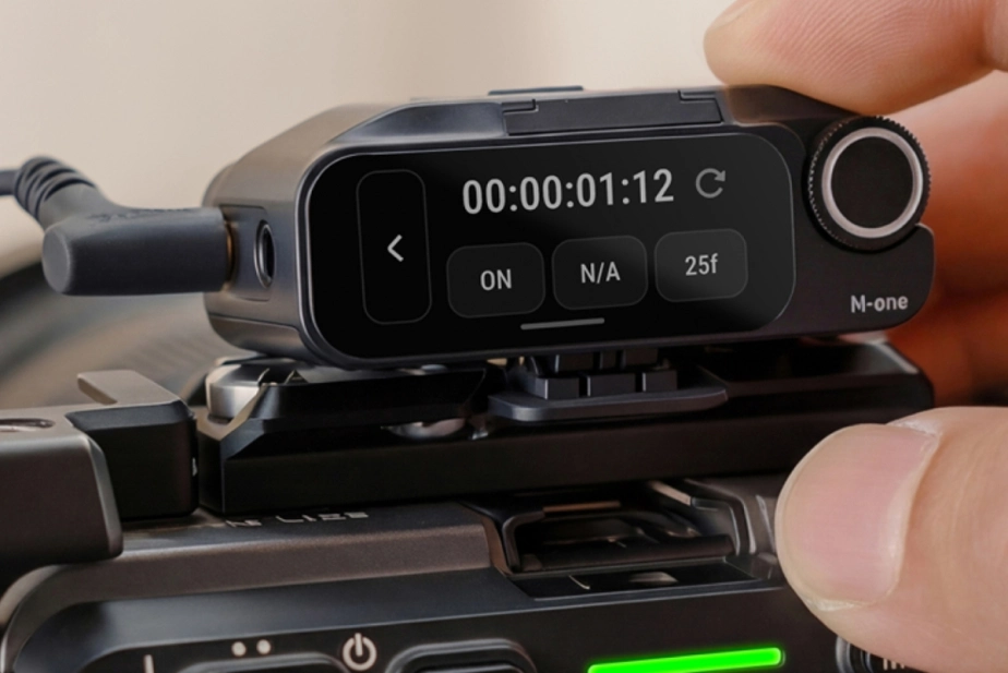 Insta360 Mic Pro Transmitter (Graphite Black)