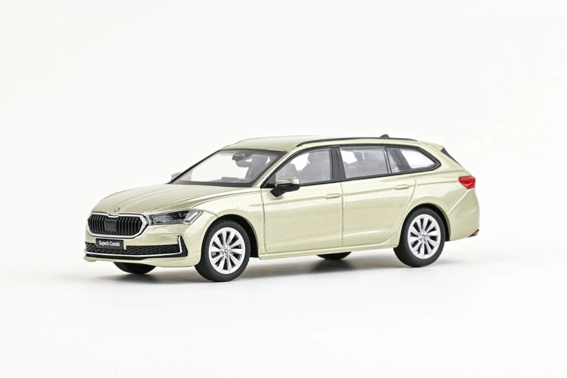 Abrex Škoda Superb IV Combi (2023) 1:43 - Žltá Ice Tea Metallic