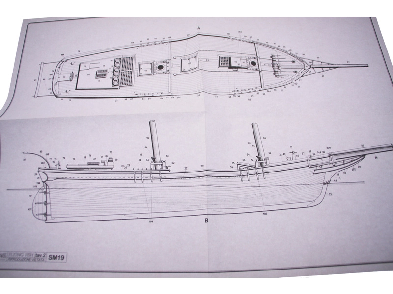 COREL Flying Fish 1860 1:50 kit