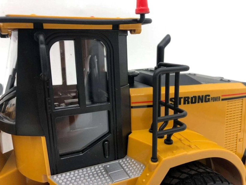 RC kolový nakladač HN552 1:16
