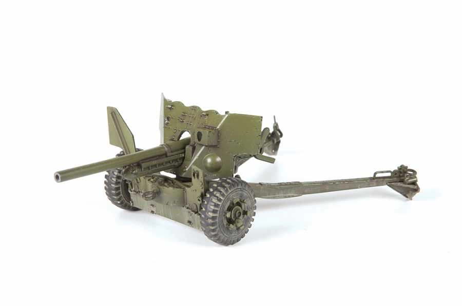 Zvezda Krupp British Anti Tank Gun Military 1:35 /
