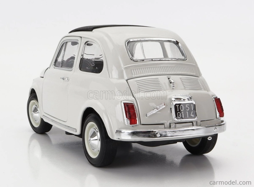 Bburago Fiat 500f Closed Roof 1965 1:16 biela