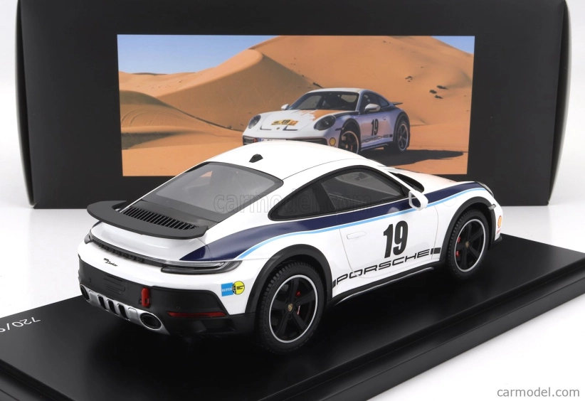 Spark-model Porsche 911 992 Coupe N 19 Rally Dakar Design 2022 - Con Vetrina - S vitrínou 1:18 Biela modrá