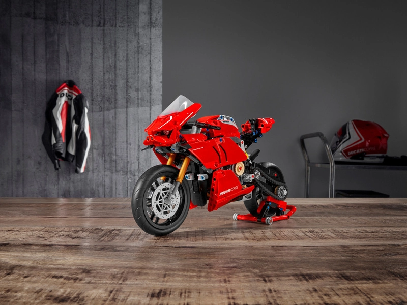 LEGO Technic – Ducati Panigale V4 R