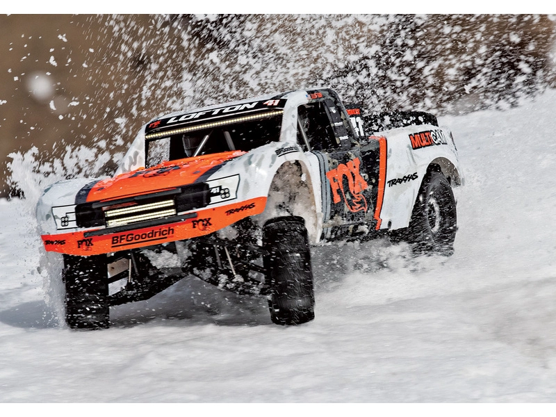 RC auto Traxxas Unlimited Desert Racer 1:8 RTR Rigid