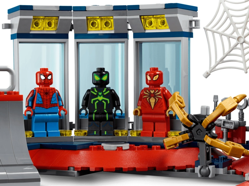 LEGO Super Heroes - Útok na pavúčie brlohy