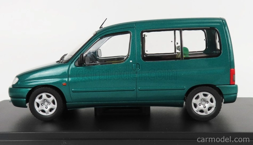 Edicola Citroen Berlingo Multispace 1997 1:24 Zelená