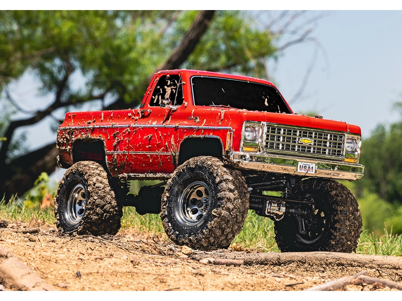 RC auto Traxxas TRX-4 Chevrolet K10 1979 TQi 1:10 RTR, červené
