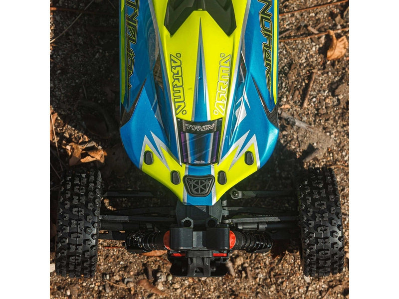 RC auto Arrma Typhon Mega 665 1:8 4WD RTR, červená