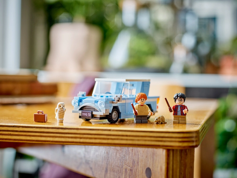 LEGO Harry Potter - Lietajúce auto Ford Anglia