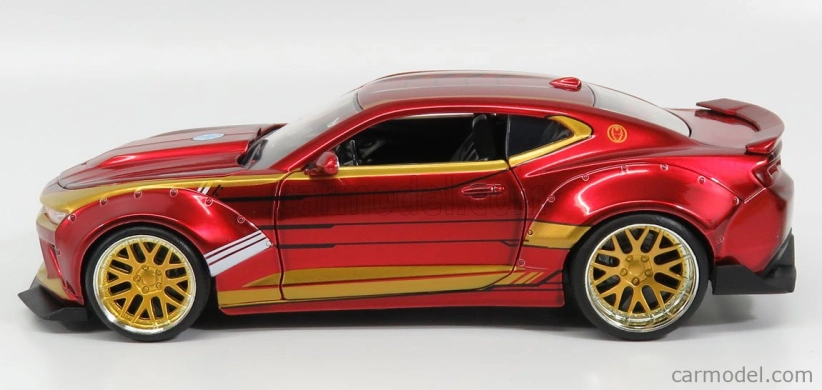 Jada Chevrolet Camaro Coupe s figúrkou Iron Mana 2016 1:24 červené zlato